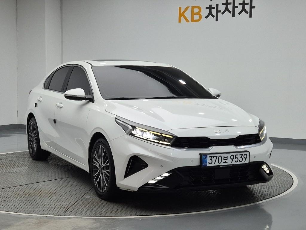 KIA K3 - Vista 3