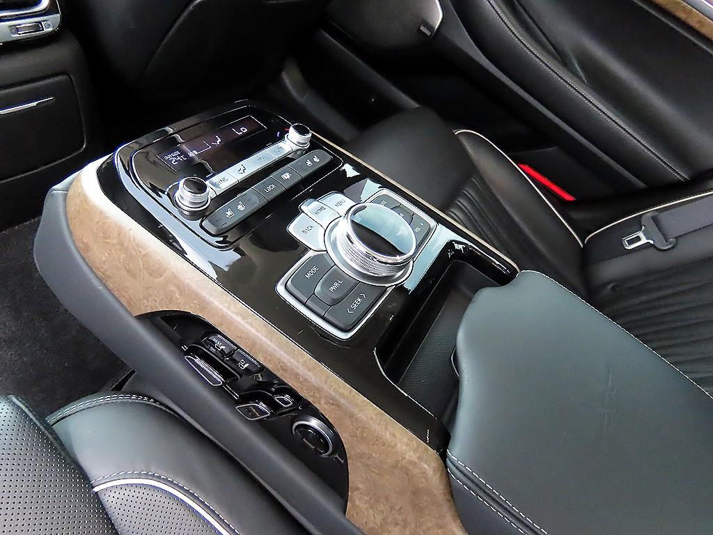 Genesis G90 2020 Negro - Importación desde Corea - HF Imports Iquique - Foto 14