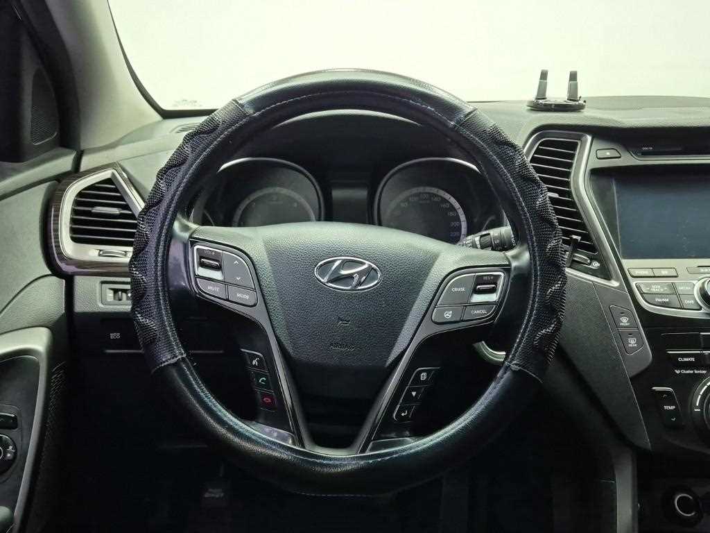 HYUNDAI Santa Fe - Vista 9