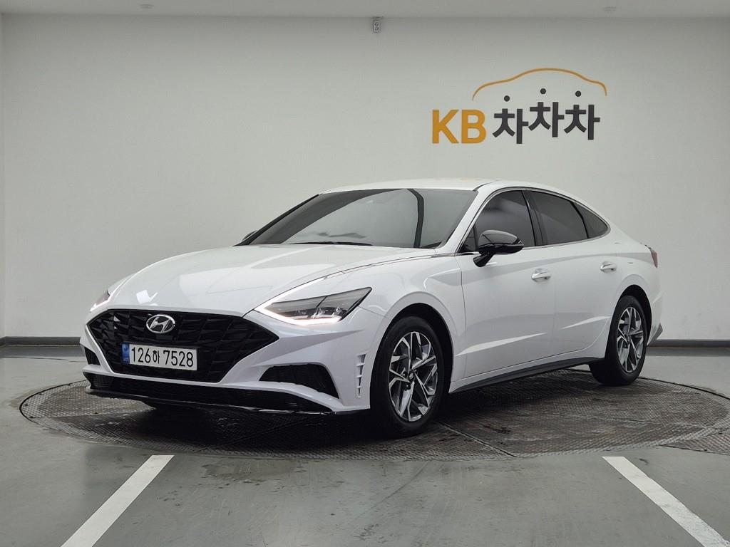 HYUNDAI Sonata 2022 Blanco - Importación desde Corea - HF Imports Iquique - Foto 1