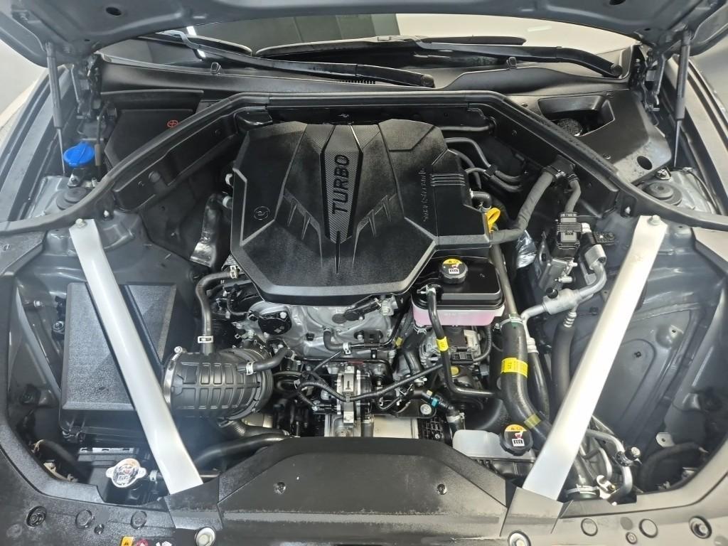 Genesis G70 - Vista 5