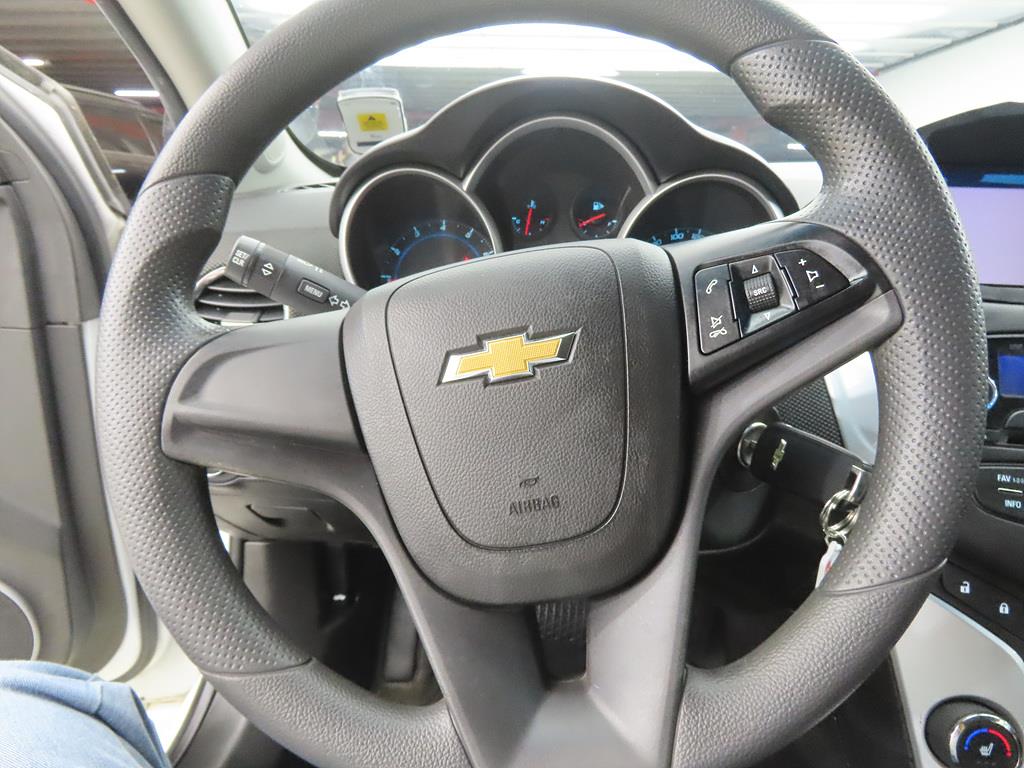 Chevrolet Cruise - Vista 7