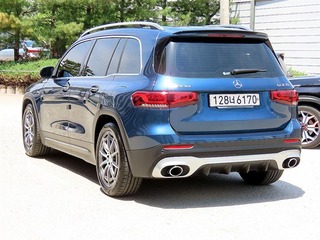 Mercedes Benz GLB Class - Vista 3