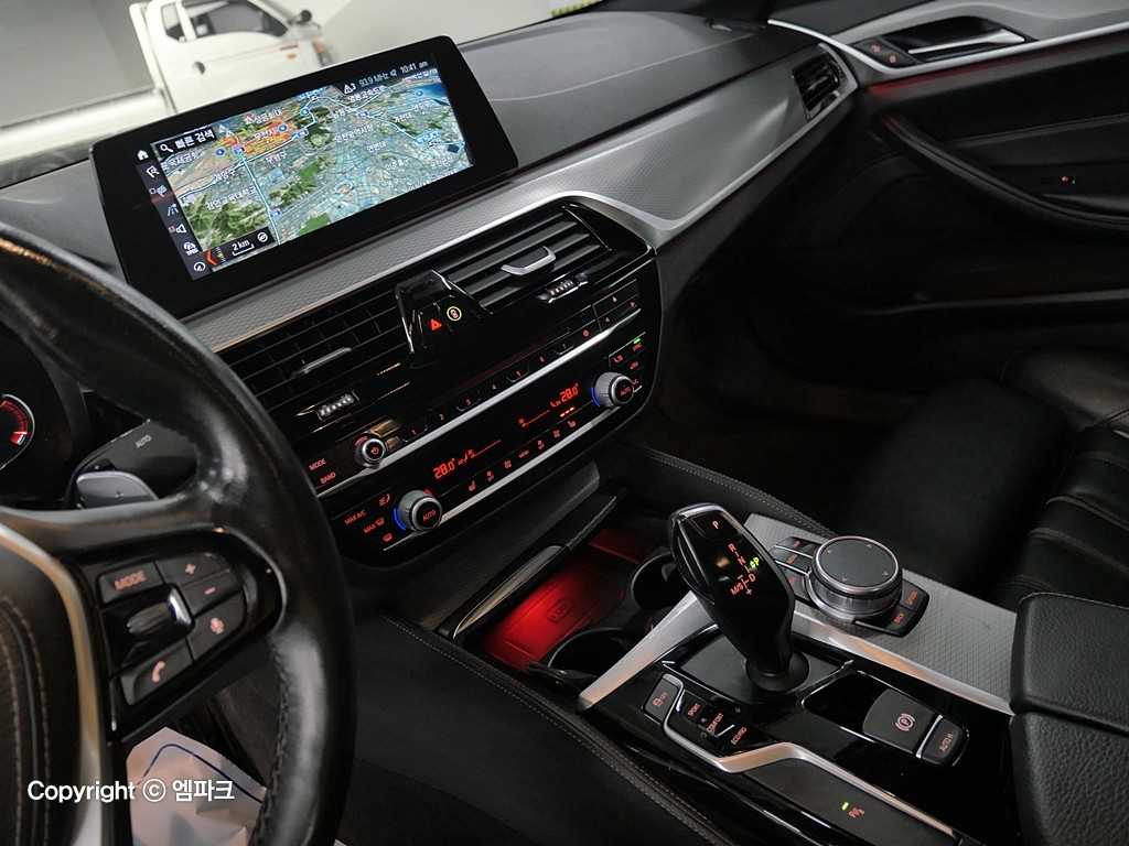 BMW 5 Series - Vista 9