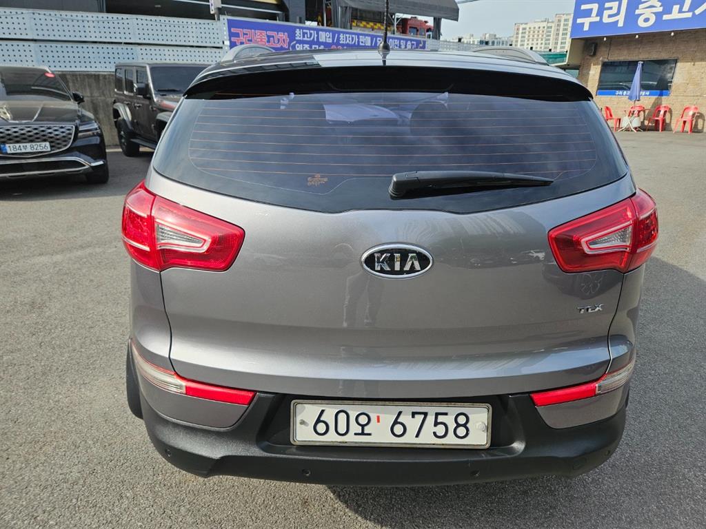 KIA Sportage - Vista 4