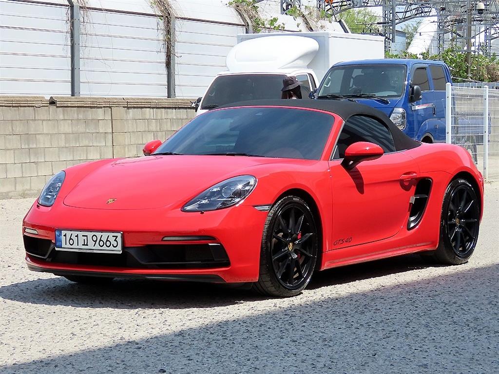 Porsche 718 - Vista 2