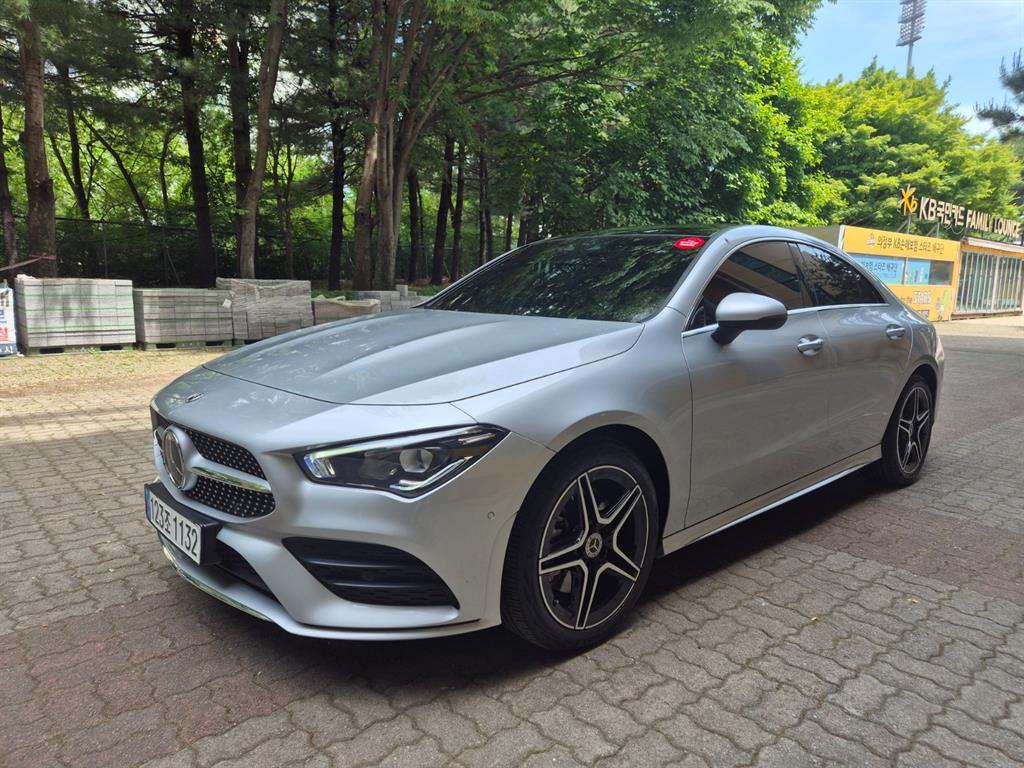 Mercedes Benz CLA Class - Vista 2