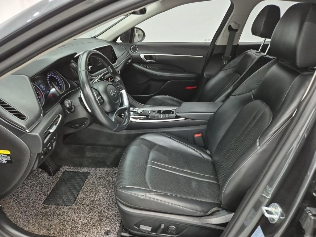 HYUNDAI Sonata - Vista 11