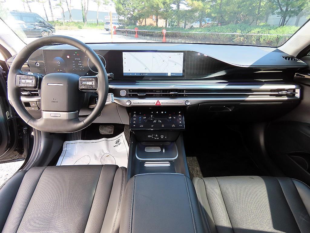 HYUNDAI Grandeur - Vista 7