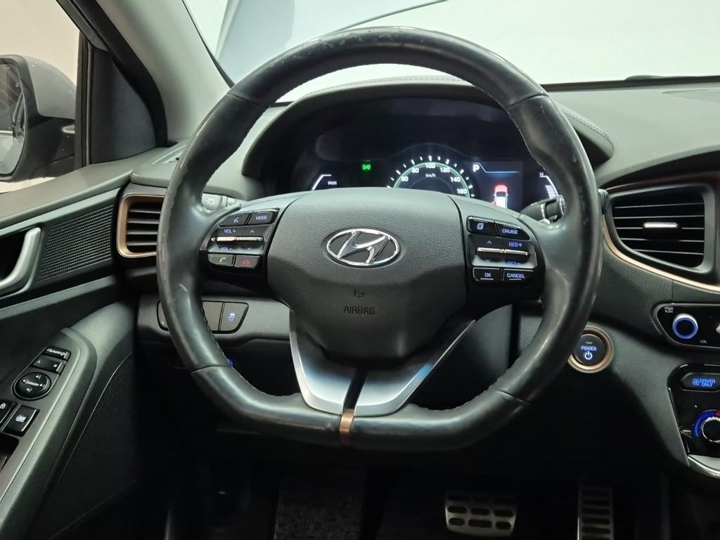 HYUNDAI Ioniq - Vista 7