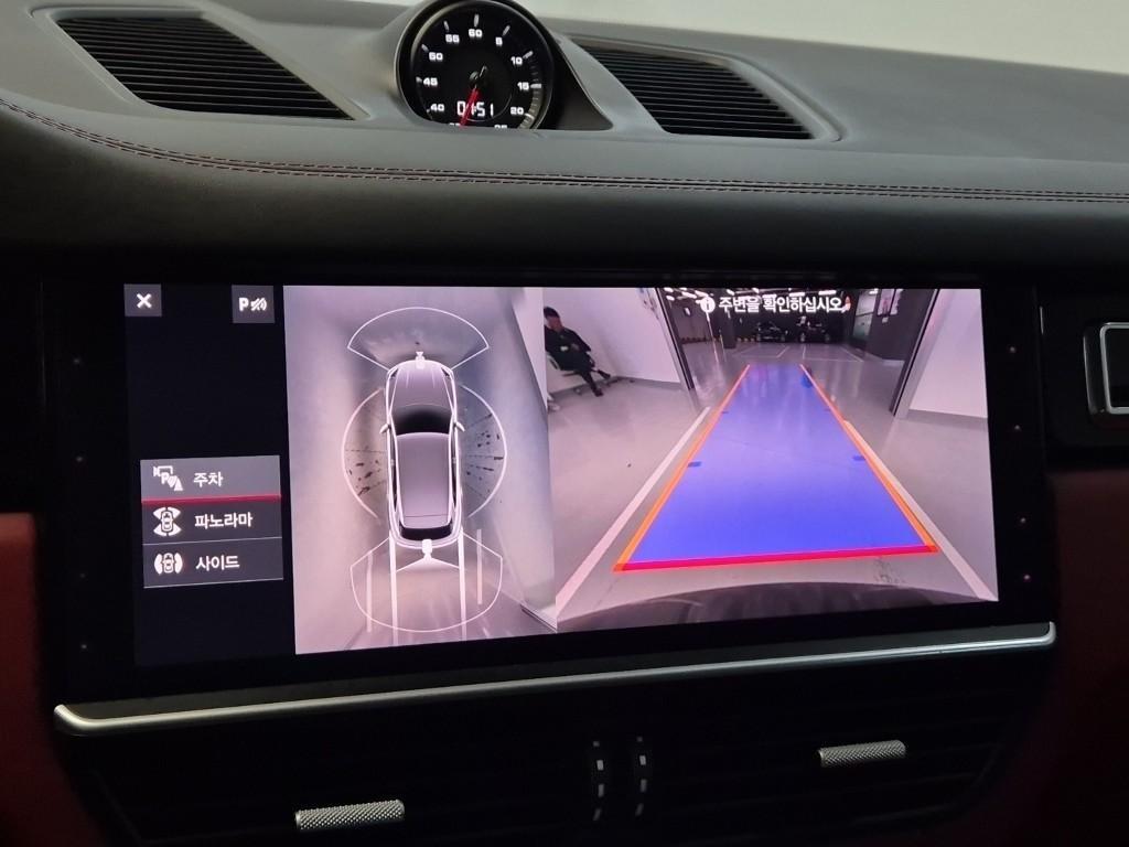 Porsche Cayenne 2019 Negro - Importación desde Corea - HF Imports Iquique - Foto 15