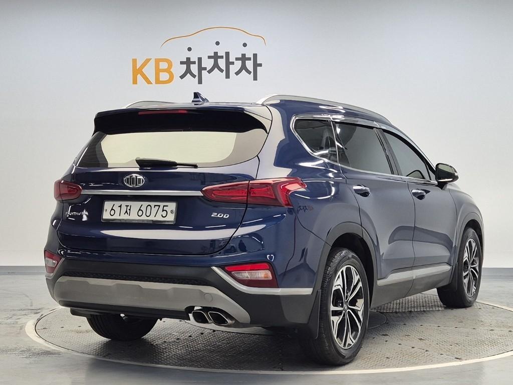 HYUNDAI Santa Fe - Vista 3