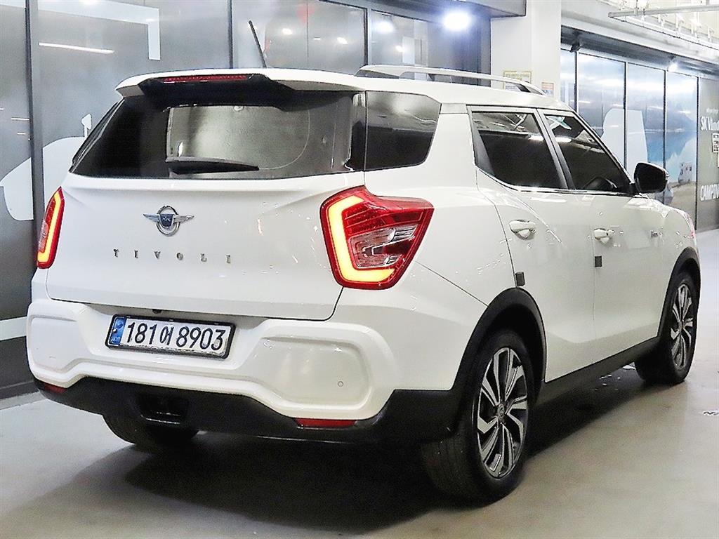 Ssangyong Tivoli - Vista 4
