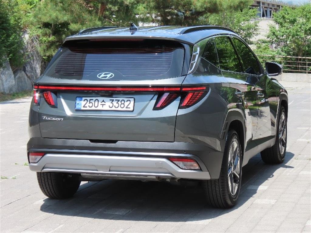 HYUNDAI Tucson - Vista 5
