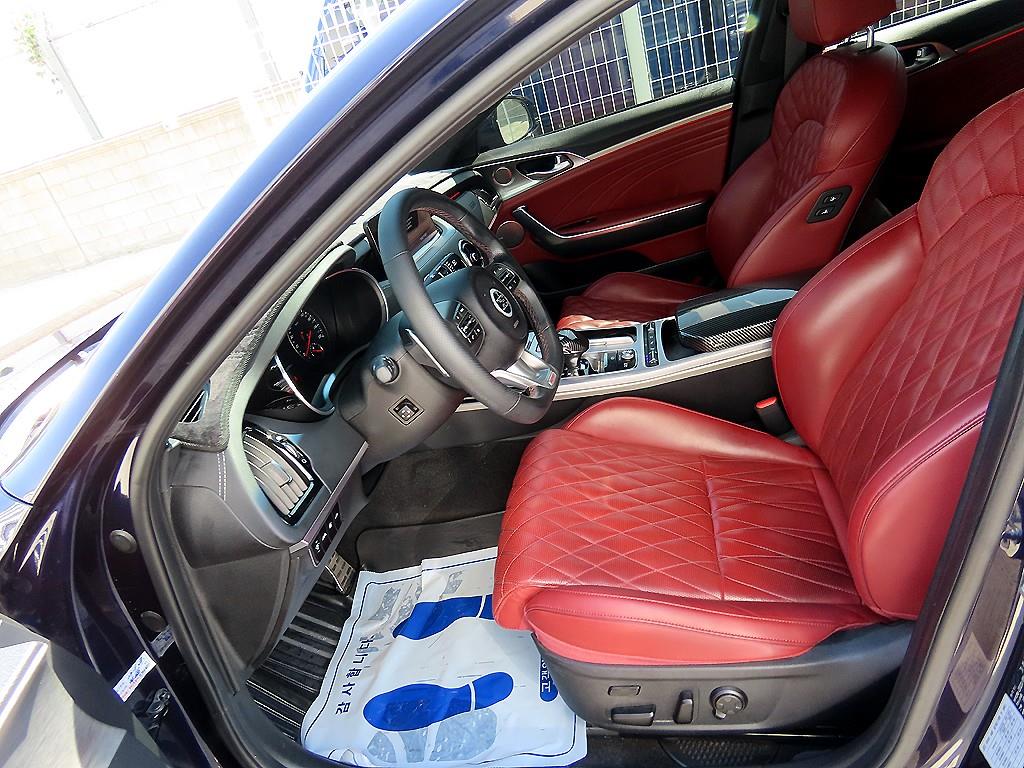 KIA Stinger - Vista 5