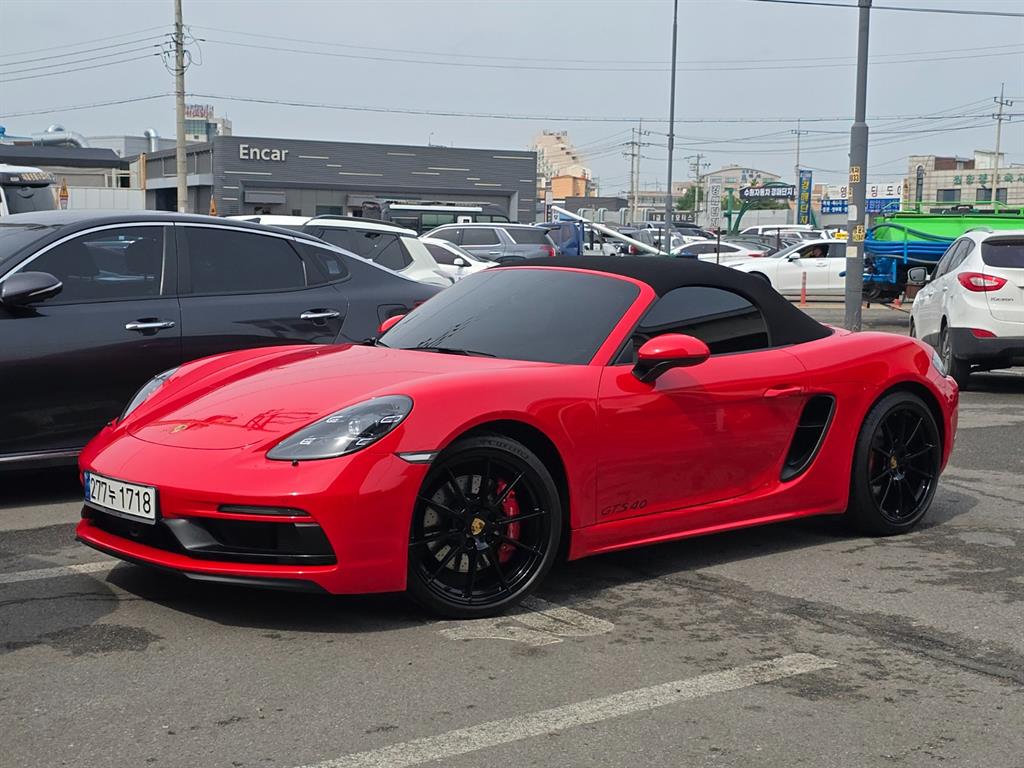 Porsche 718 - Vista 4
