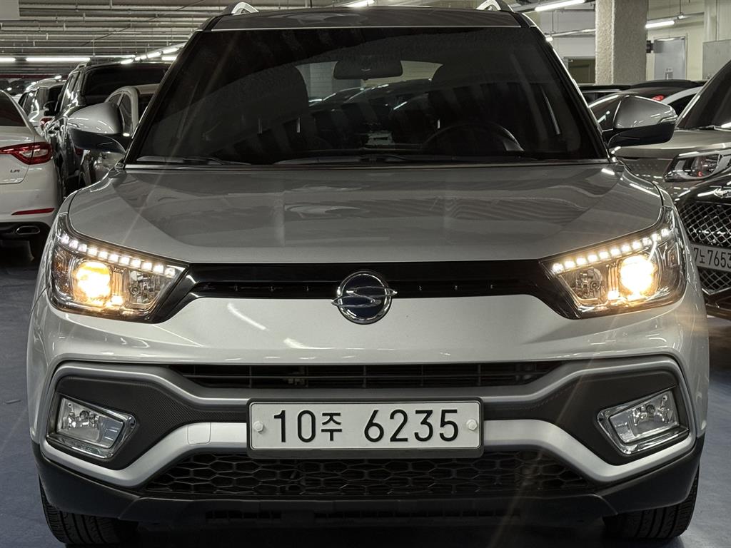 Ssangyong Tivoli - Vista 2
