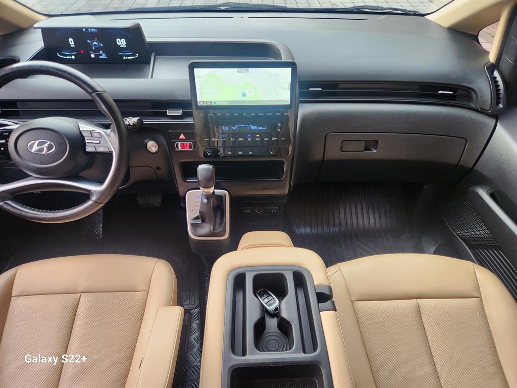 HYUNDAI Staria - Vista 7