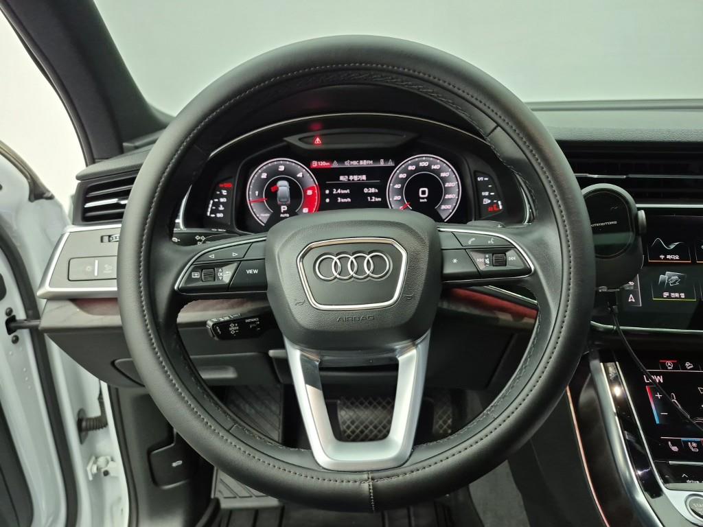 Audi Q7 - Vista 9