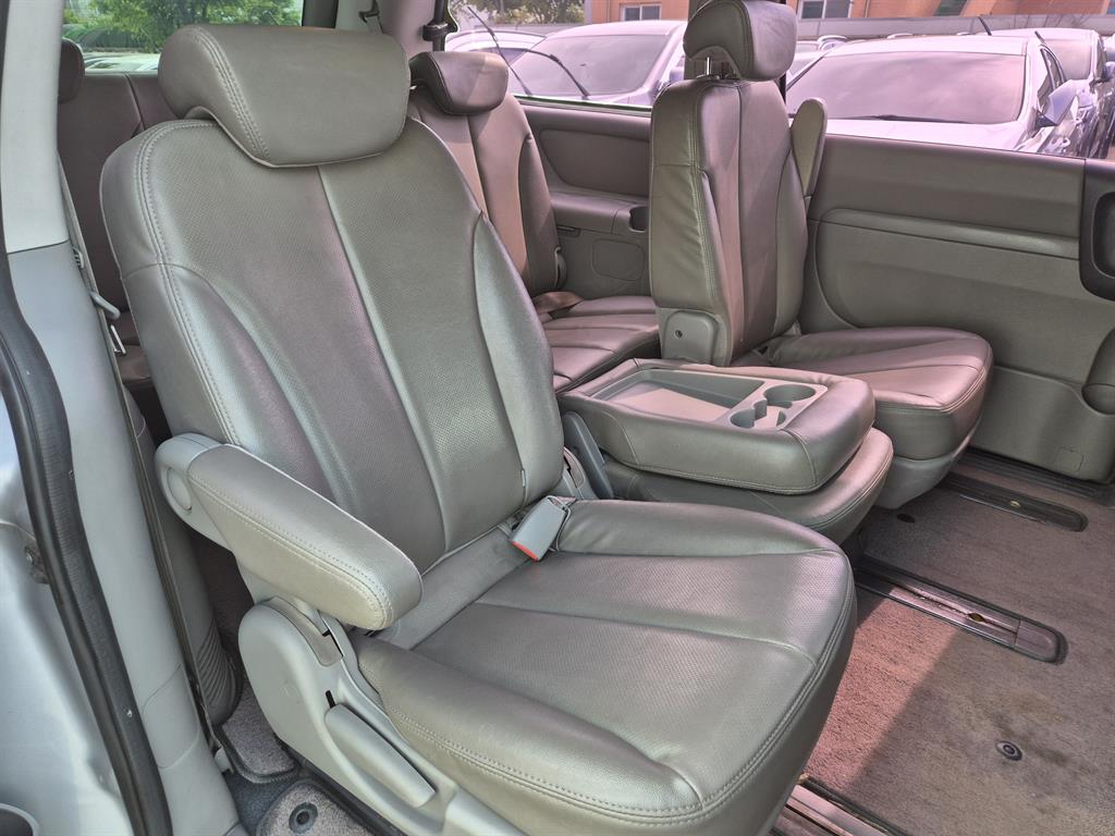KIA Carnival 2013 Plateado - Importación desde Corea - HF Imports Iquique - Foto 17