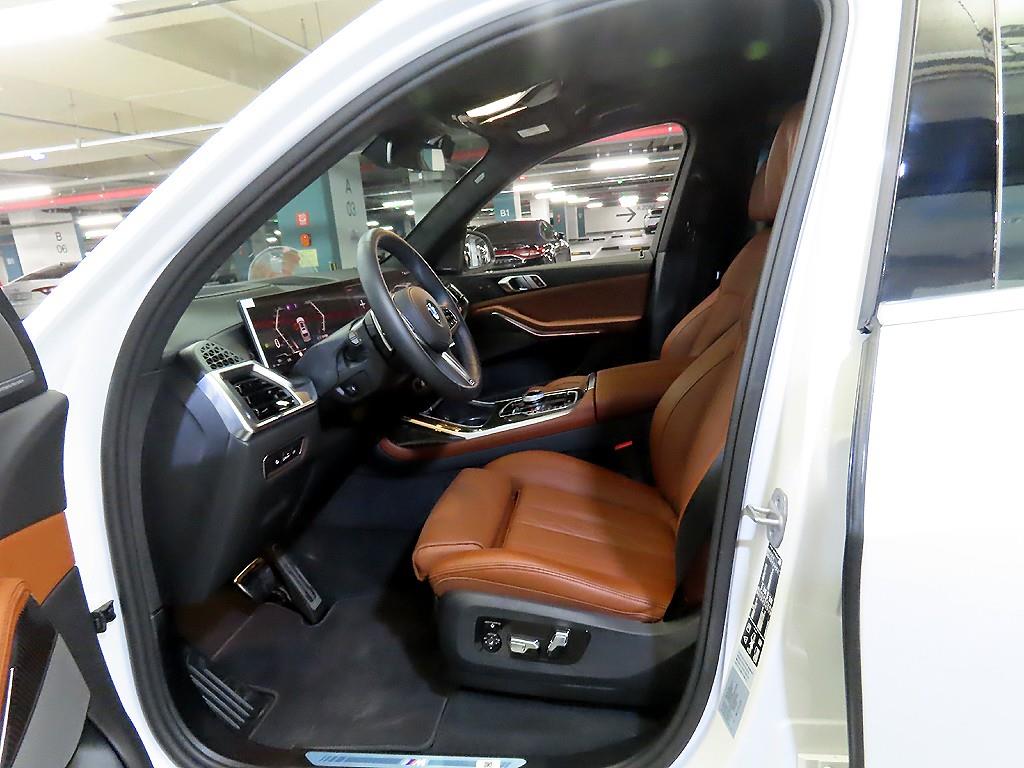 BMW X7 - Vista 6