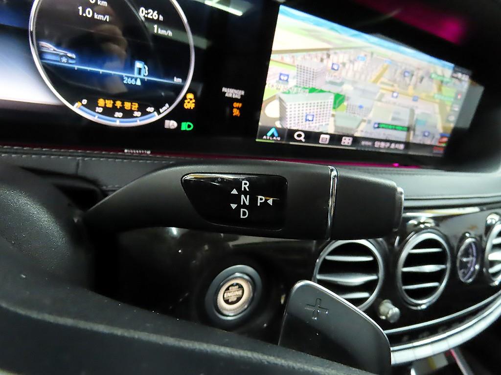 Mercedes Benz S Class - Vista 10