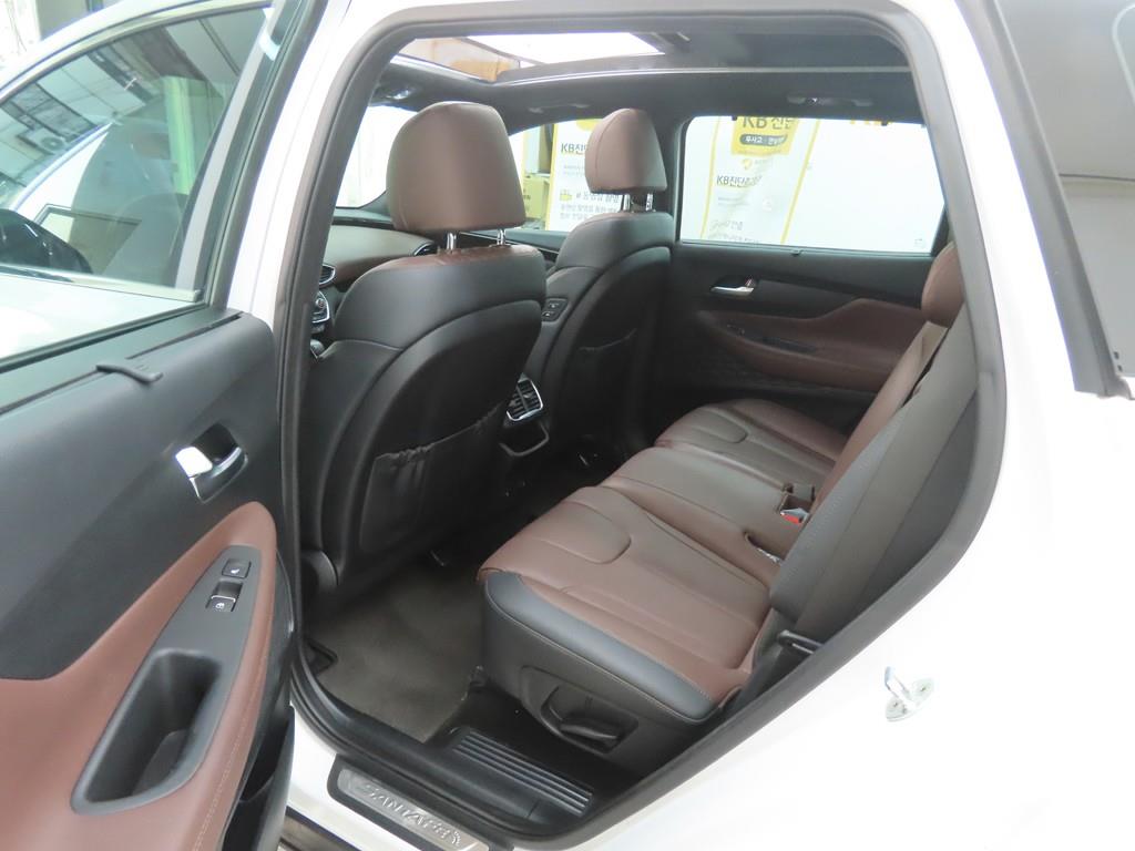 HYUNDAI Santa Fe - Vista 6