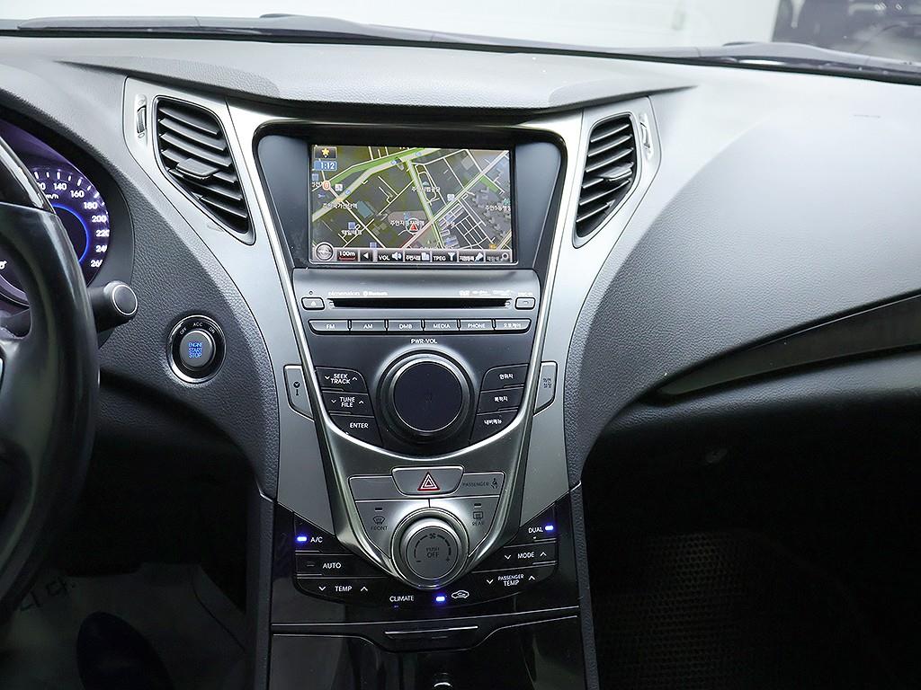 HYUNDAI Grandeur 2011 Gris - Importación desde Corea - HF Imports Iquique - Foto 9