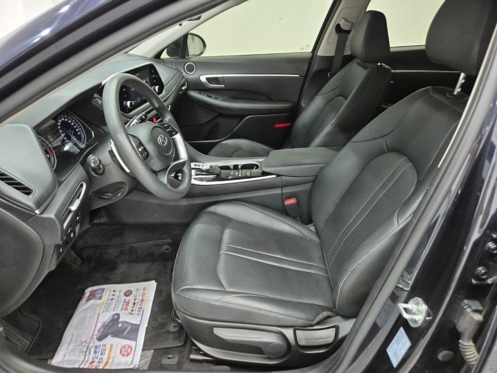 HYUNDAI Sonata - Vista 11