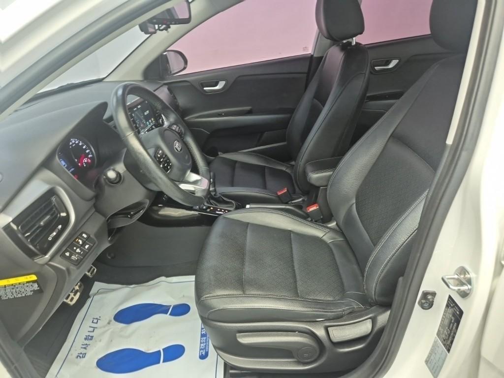 KIA Stonic - Vista 11