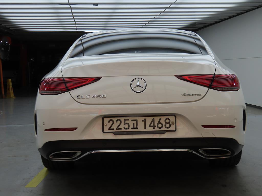 Mercedes Benz CLS Class - Vista 4