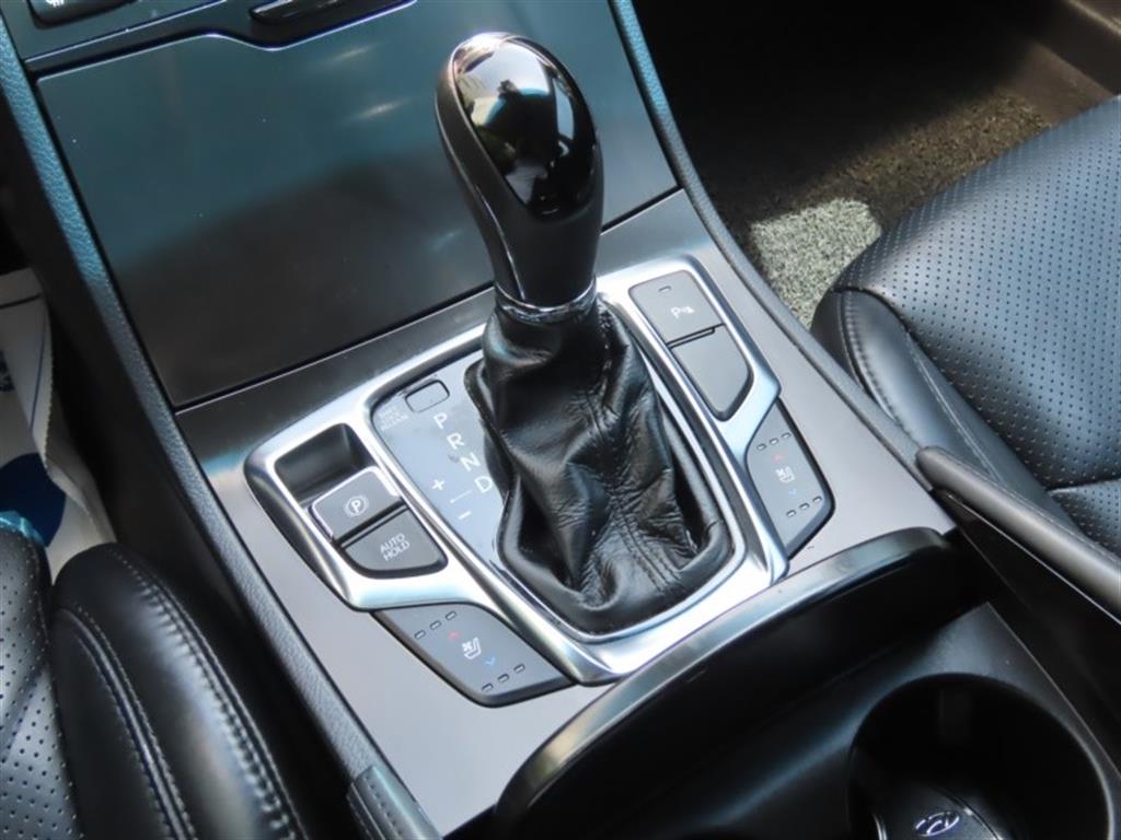 HYUNDAI Grandeur - Vista 11