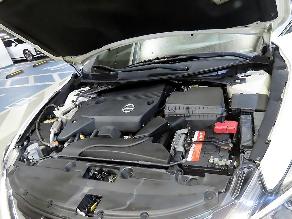 Nissan Altima 2017 Blanco - Importación desde Corea - HF Imports Iquique - Foto 18