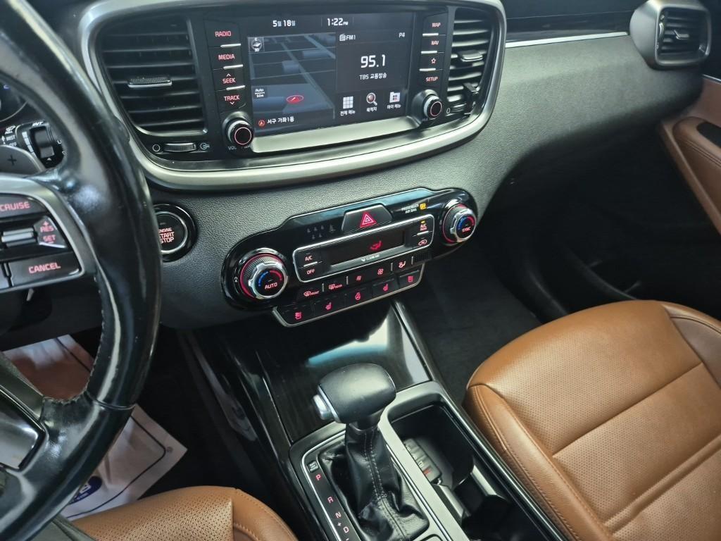 KIA Sorento - Vista 10