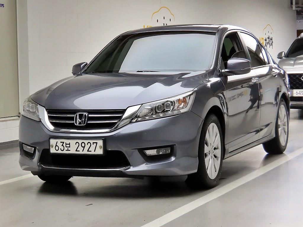 Honda Accord - Vista 2