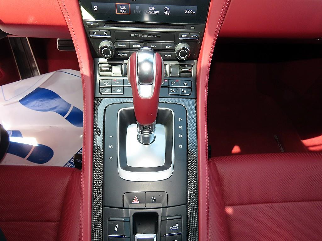 Porsche 718 - Vista 11