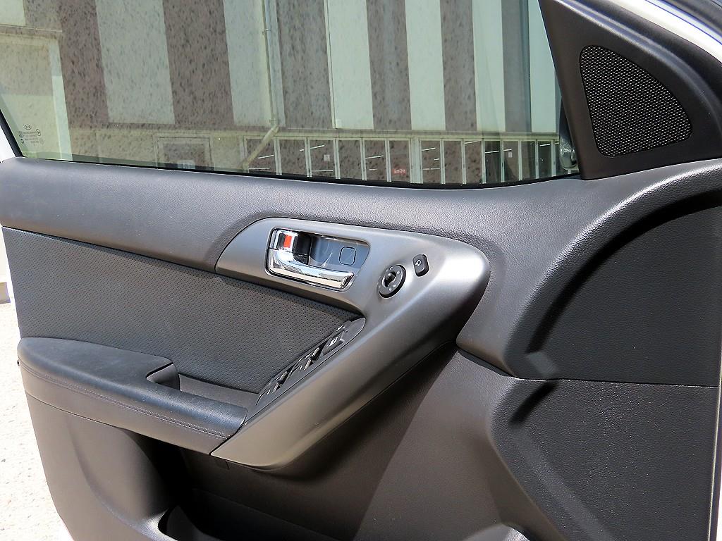 KIA Forte - Vista 11