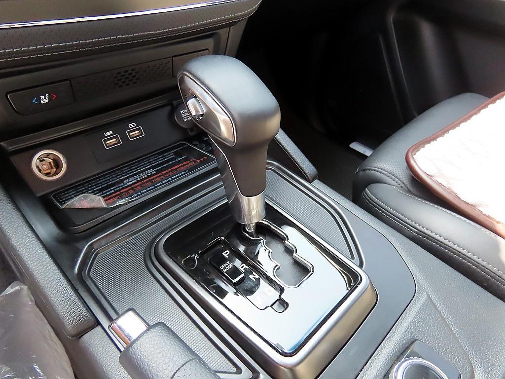Ssangyong Rexton - Vista 12