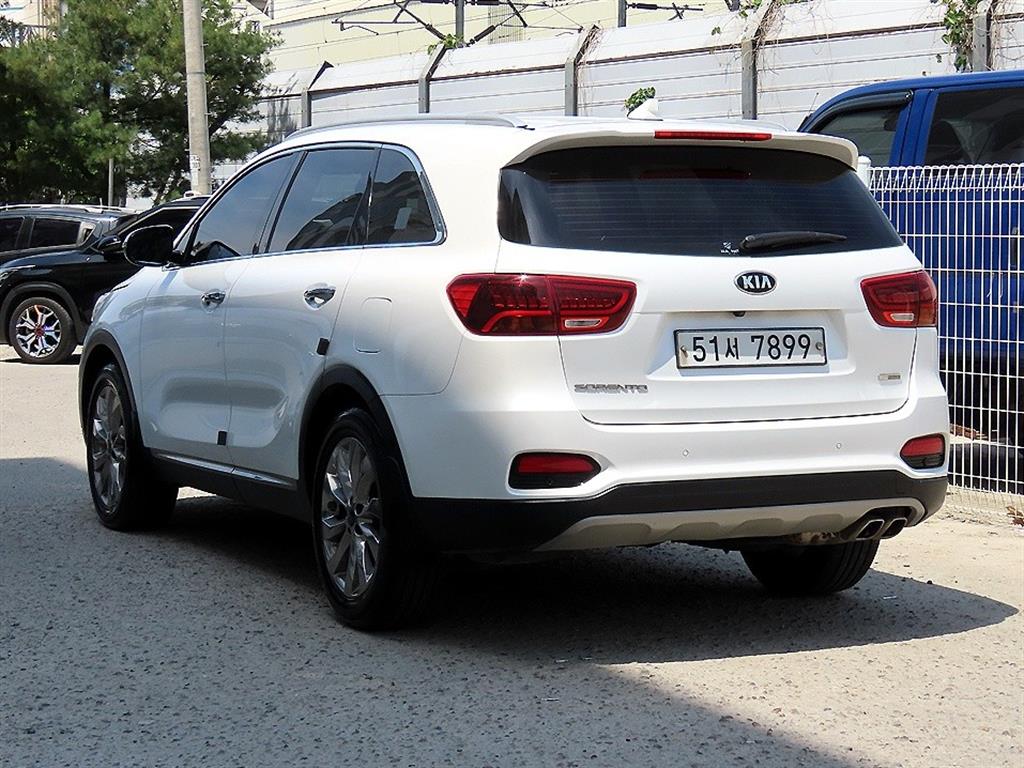 KIA Sorento - Vista 3