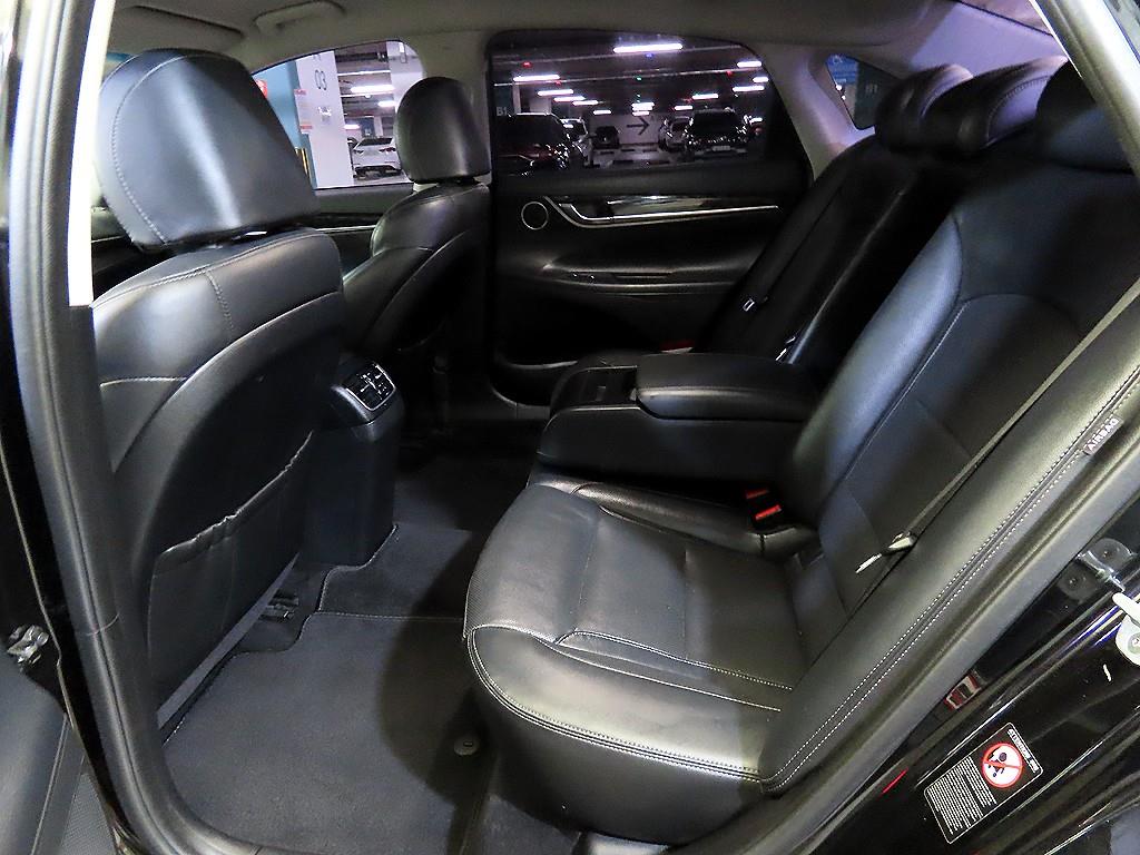 HYUNDAI Grandeur - Vista 7