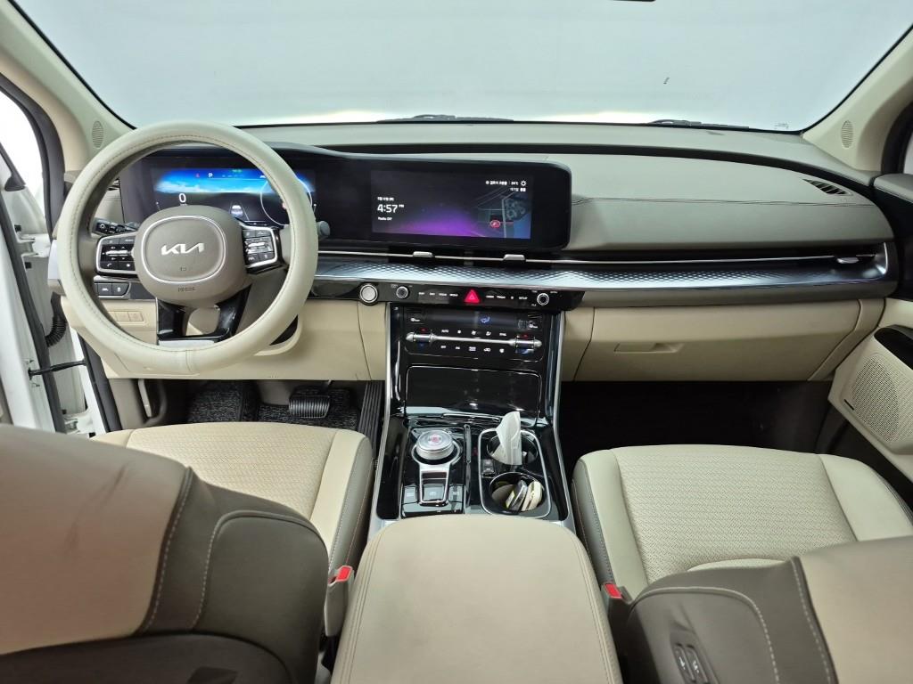 KIA Carnival - Vista 5