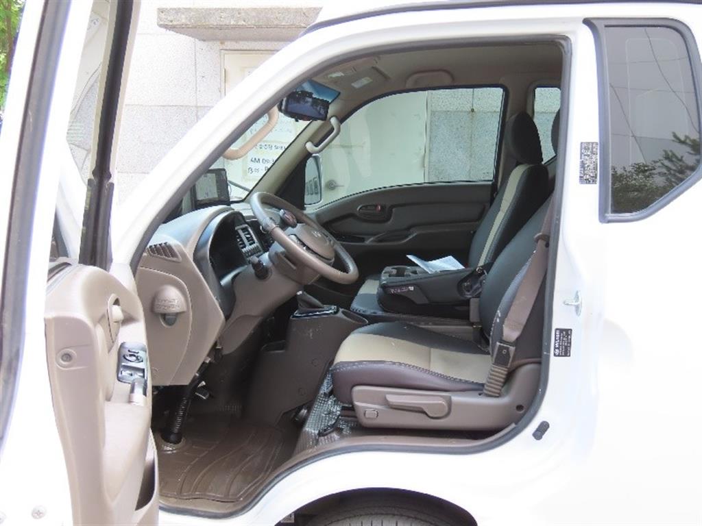 Small Truck Normal Box(High Deck) 2025 Blanco - Importación desde Corea - HF Imports Iquique - Foto 13