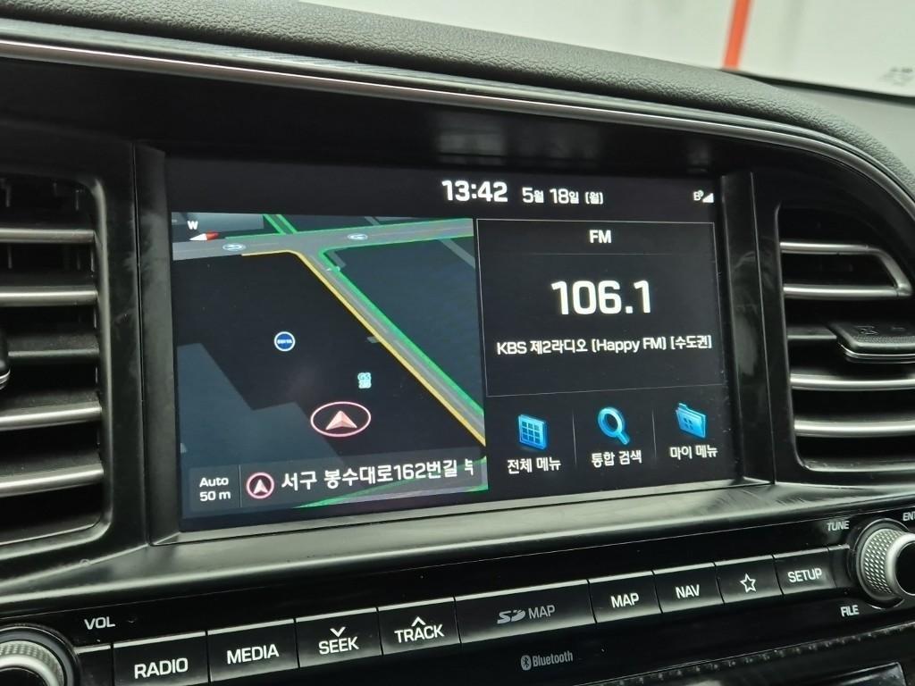 HYUNDAI Avante 2019 Blanco - Importación desde Corea - HF Imports Iquique - Foto 13
