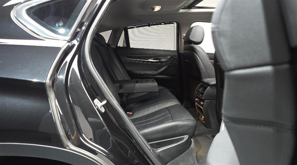 BMW X6 - Vista 12