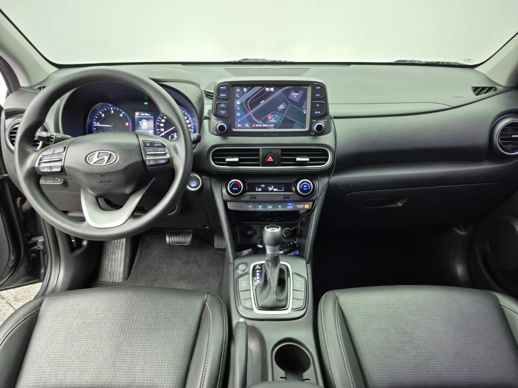 HYUNDAI Kona - Vista 5