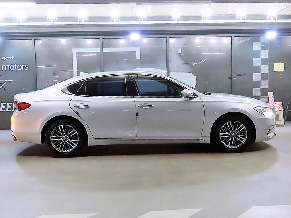 HYUNDAI Grandeur - Vista 3