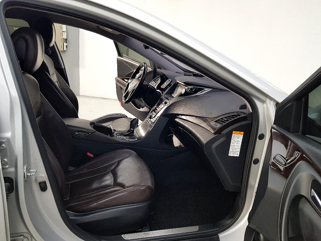 HYUNDAI Grandeur 2014 Plateado - Importación desde Corea - HF Imports Iquique - Foto 13