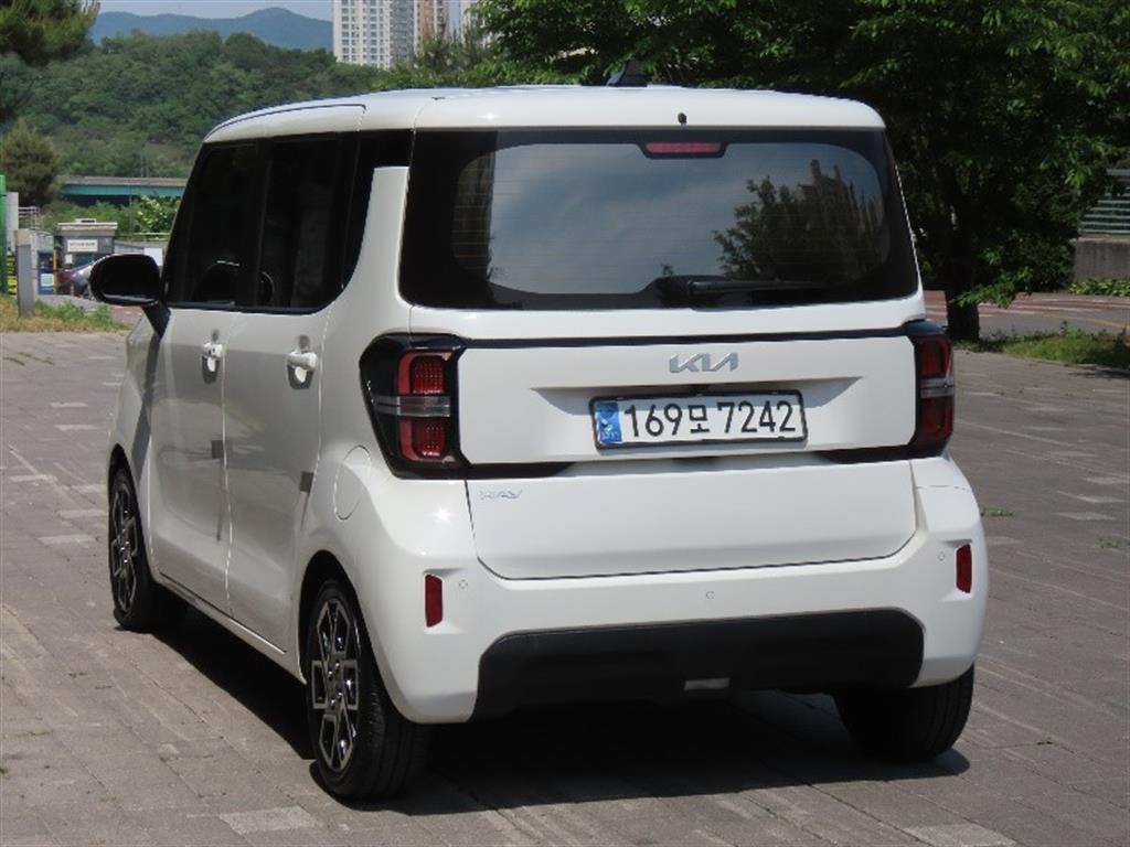 KIA Ray - Vista 7
