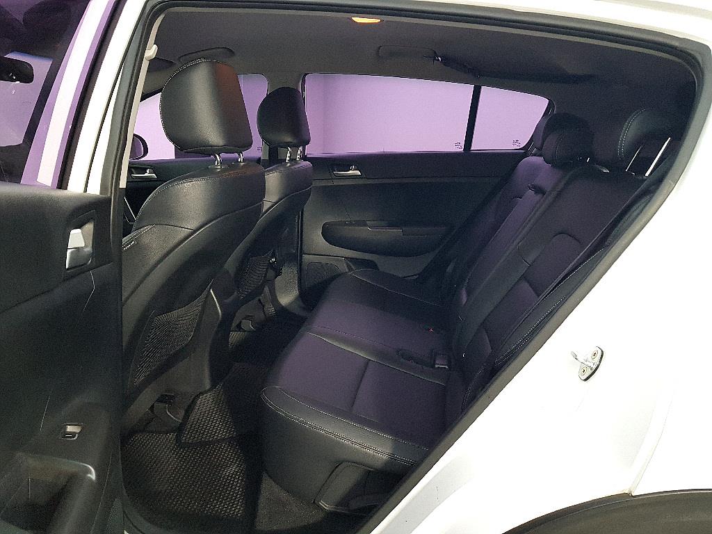 KIA Sportage - Vista 9