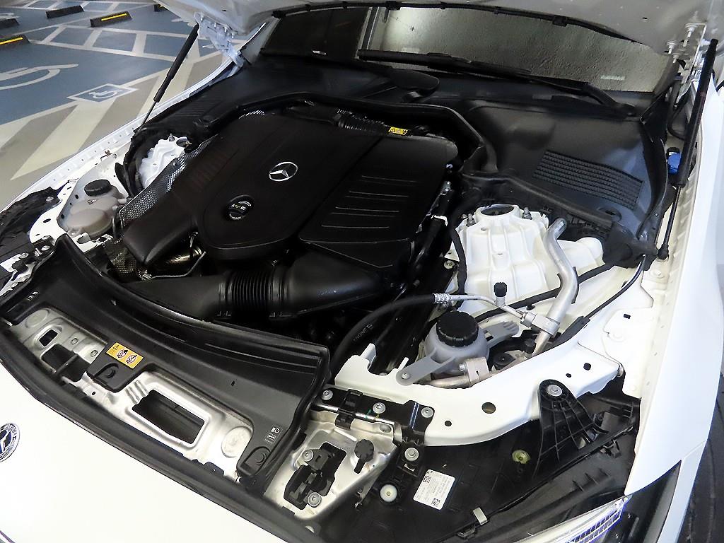 Mercedes Benz C Class 2023 Blanco - Importación desde Corea - HF Imports Iquique - Foto 19